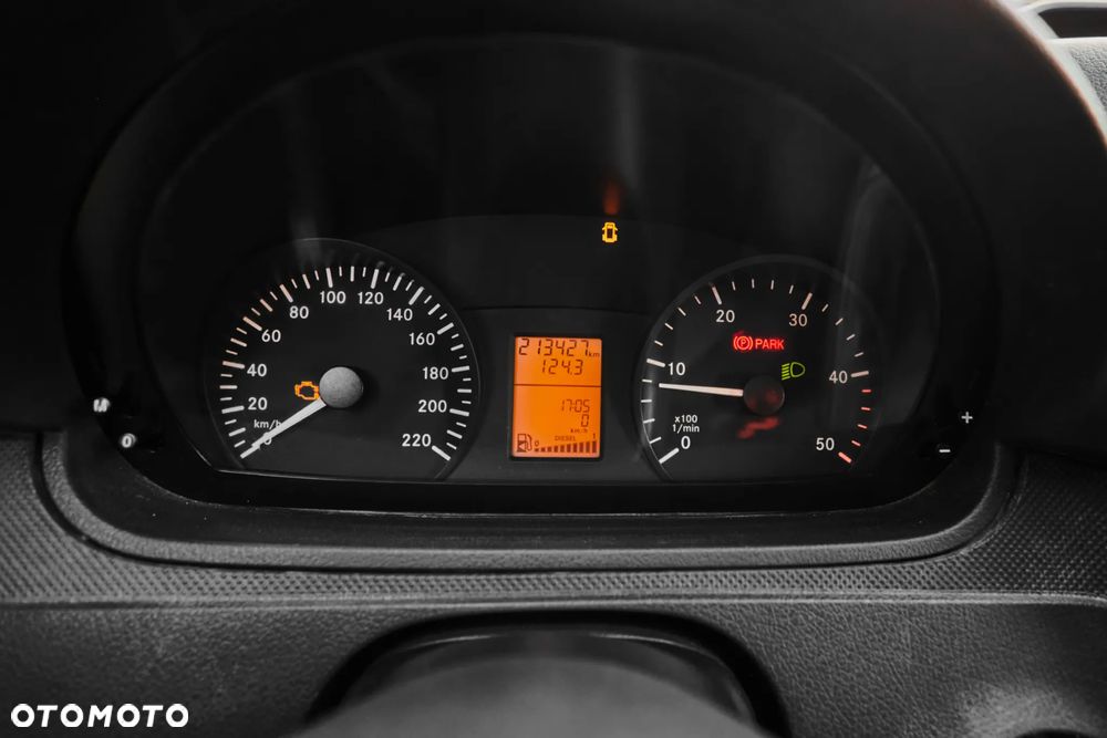 Mercedes-Benz VITO - 36