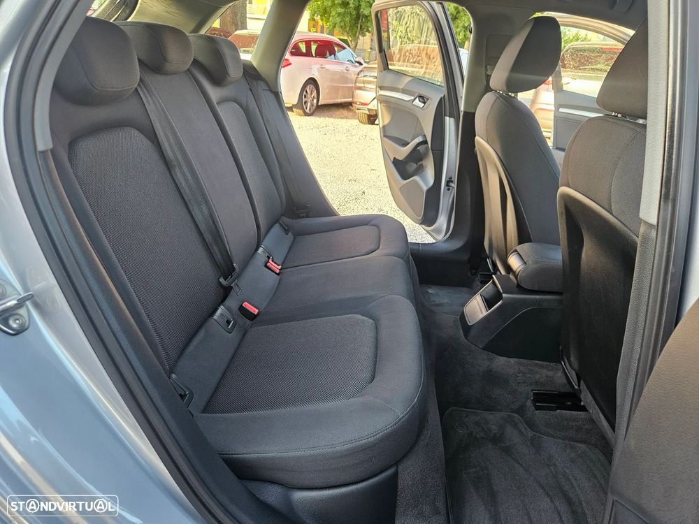 Audi A3 Sportback 2.0 TDI Design - 19