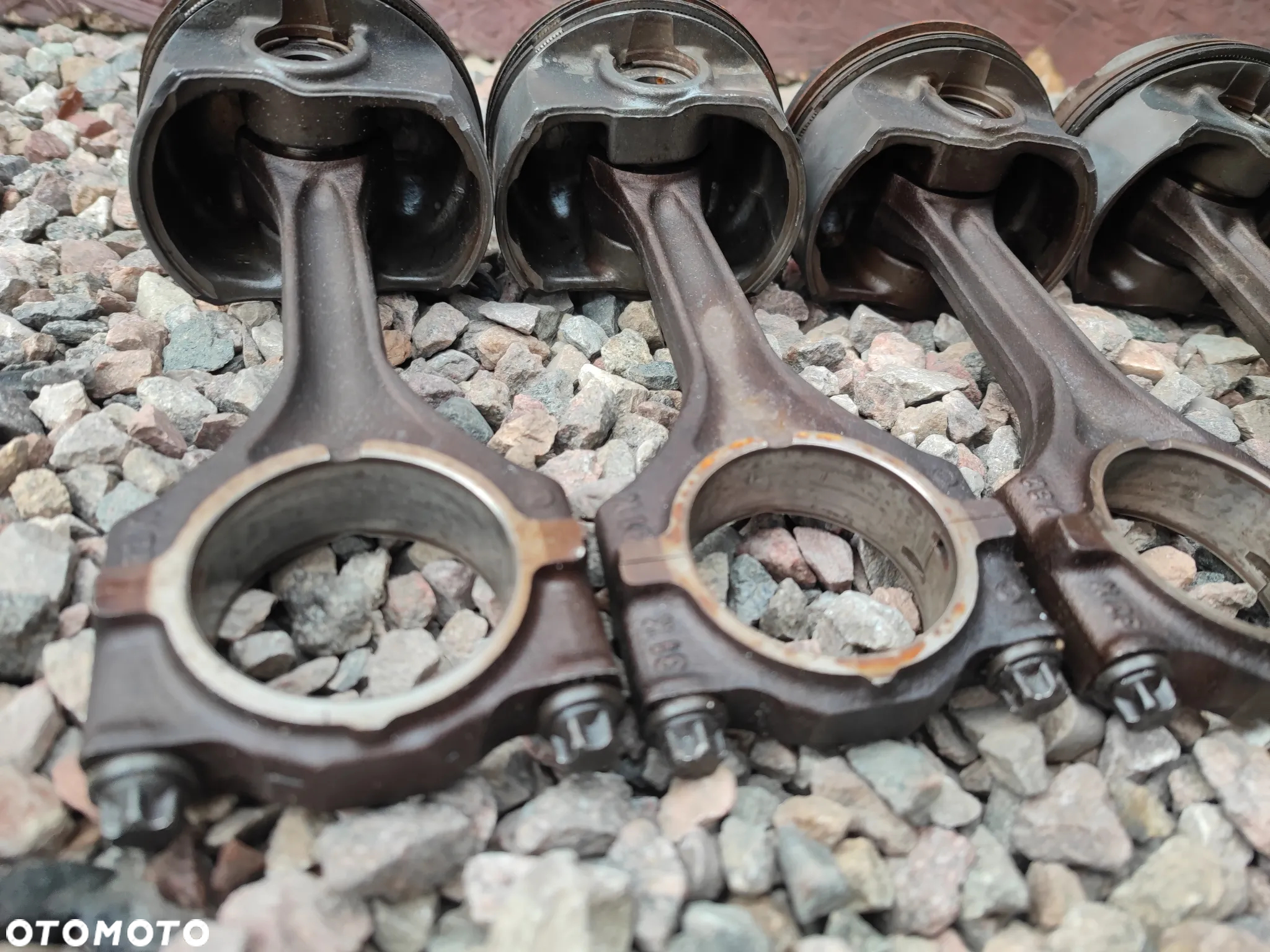 BMW E36 / E39 / E38 / Z3 / E34  ORYGINALNE TŁOKI + KORBOWODY DO SILNIKÓW GAMY M52B25 / M50B25 1XVANOS O NR. 11 24 1 739 725 / 11 24 1 437 211 / 11 25 1 703 456 OEM W DOBRYM STANIE - 6