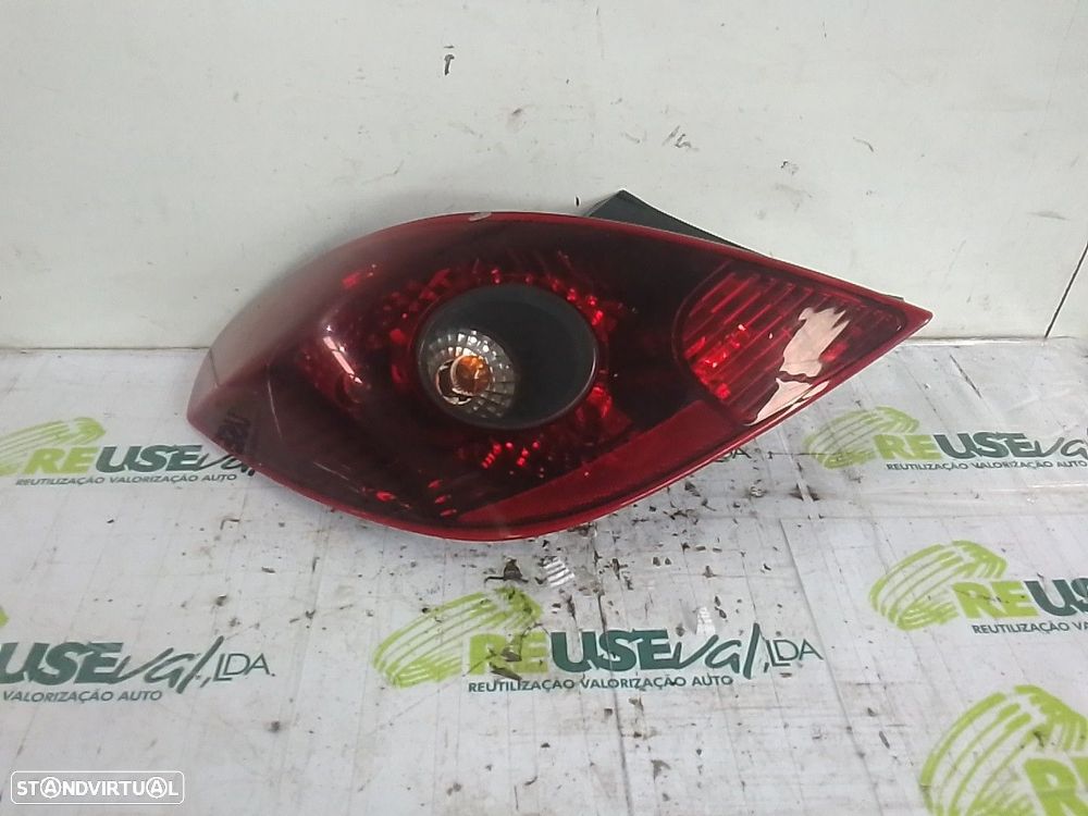 Farolim Stop Esq Opel Corsa D (S07) - 1
