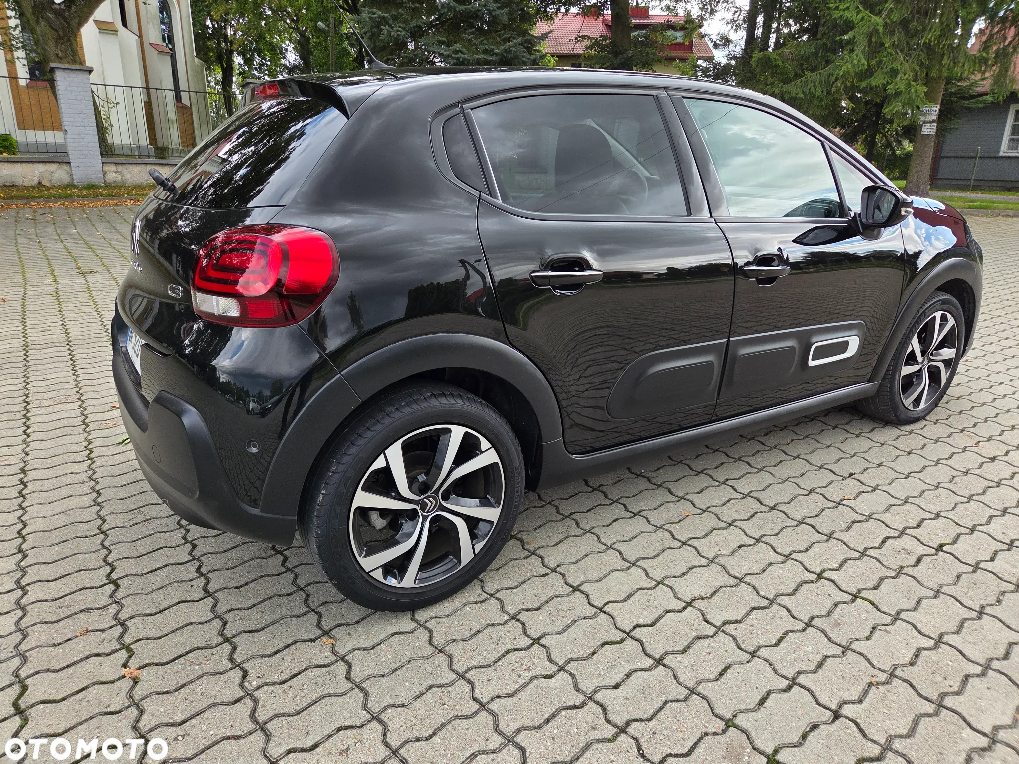 Citroën C3 1.2 PureTech GPF Shine S&S EAT6 - 4