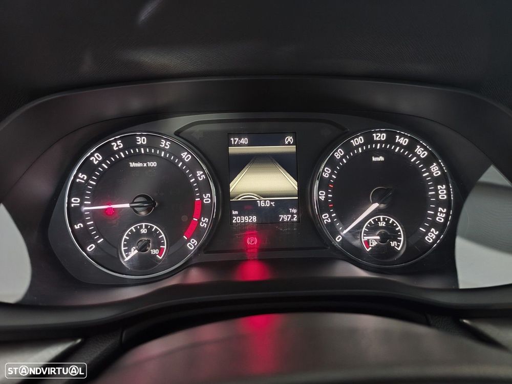 Skoda Octavia Break 2.0 TDI Ambition - 19