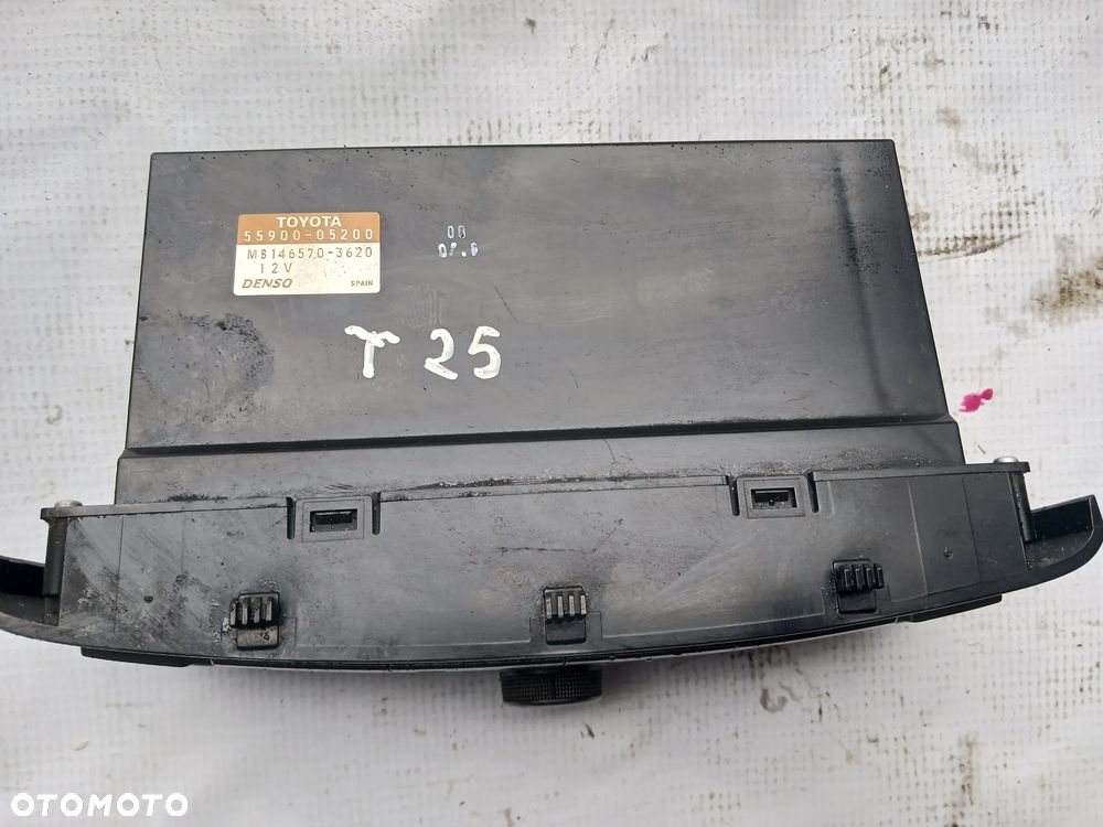 Panel środkowy radio panel nawiewu Toyota Avensis T25 55900-05200 55902-05050-H radio wyświetlacz panel sterowania konsola środkowa - 6