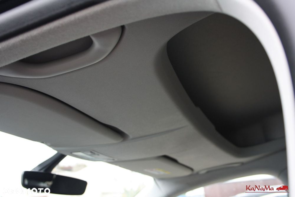 Volkswagen Caddy - 26