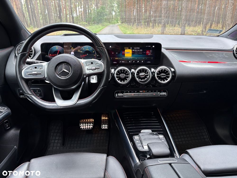 Mercedes-Benz GLA 200 4-Matic Edition 1 - 8