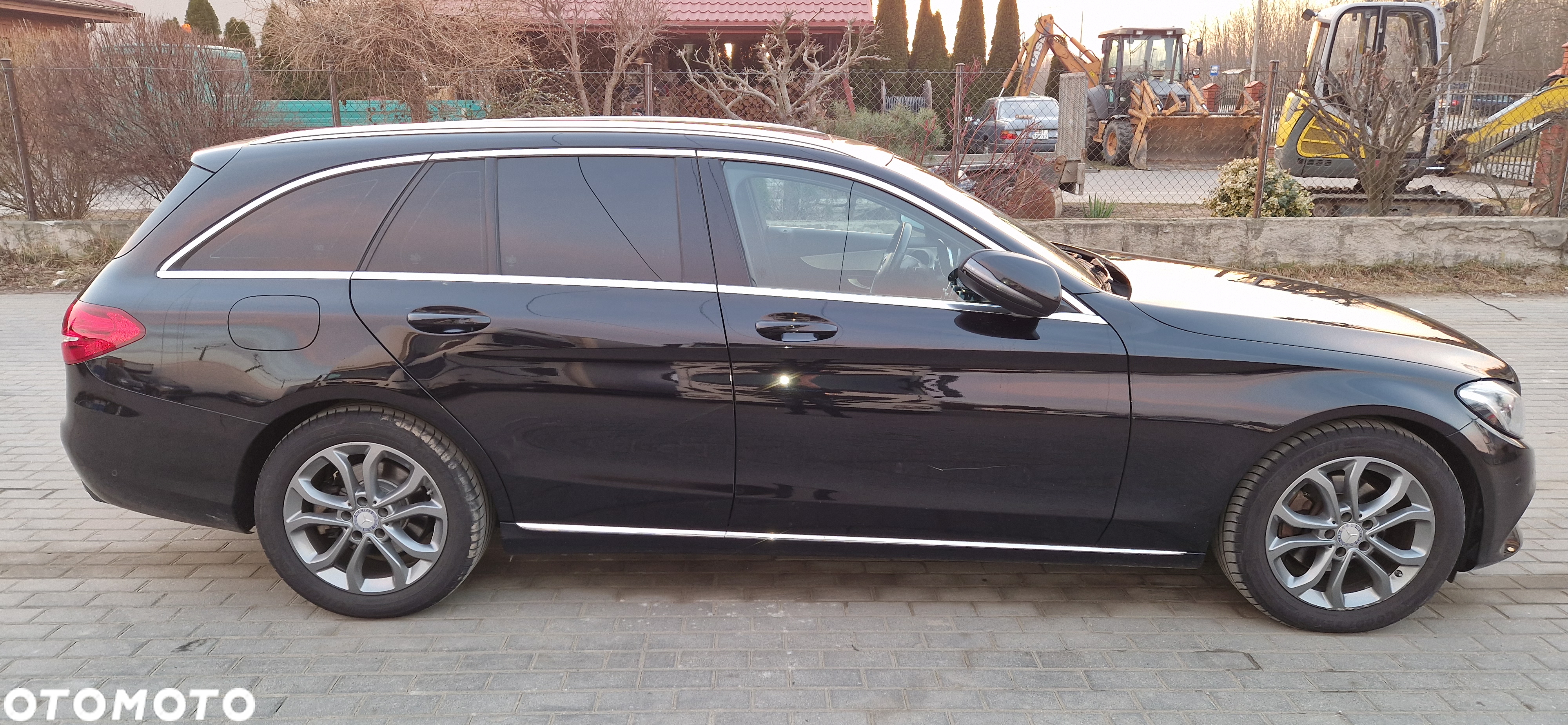 Mercedes-Benz Klasa C 220 d T 9G-TRONIC Avantgarde - 3