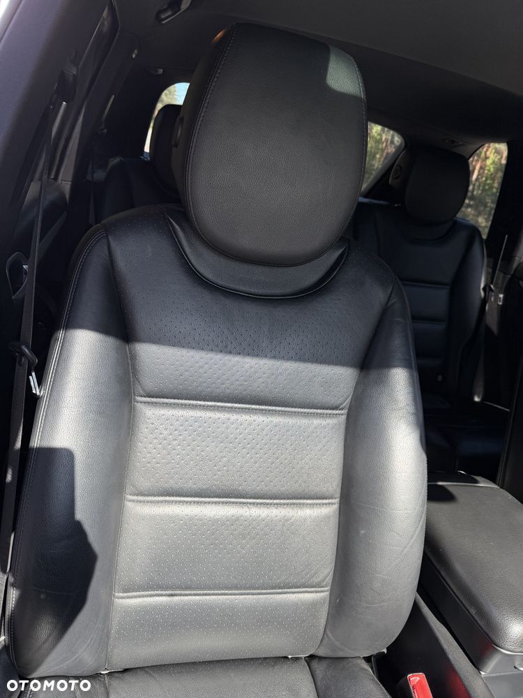 Porsche Cayenne - 26