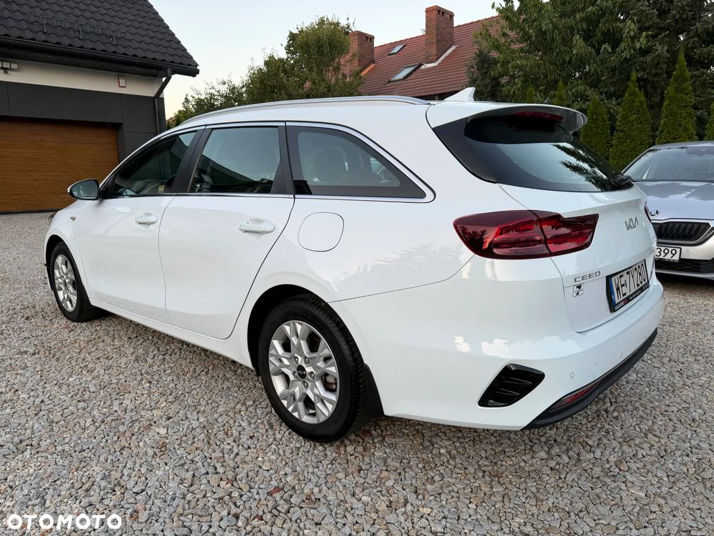 Kia Ceed 1.5 T-GDI M - 2