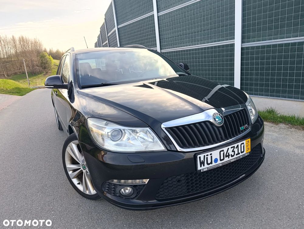 Skoda Octavia 2.0 TDI DPF RS - 17