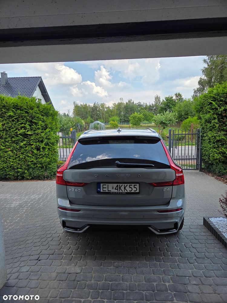 Volvo XC 60 B4 B Plus Dark - 7