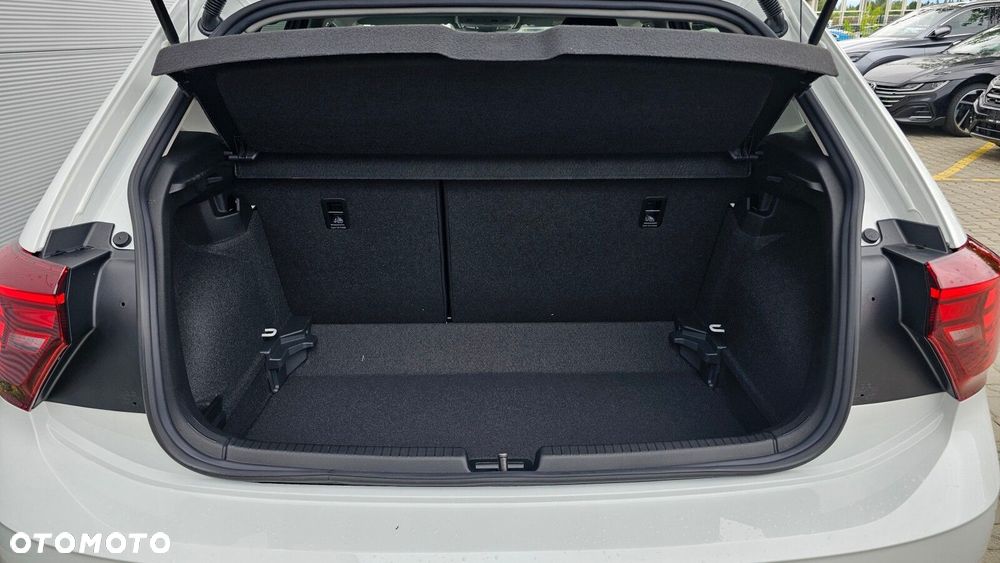 Volkswagen Polo - 14