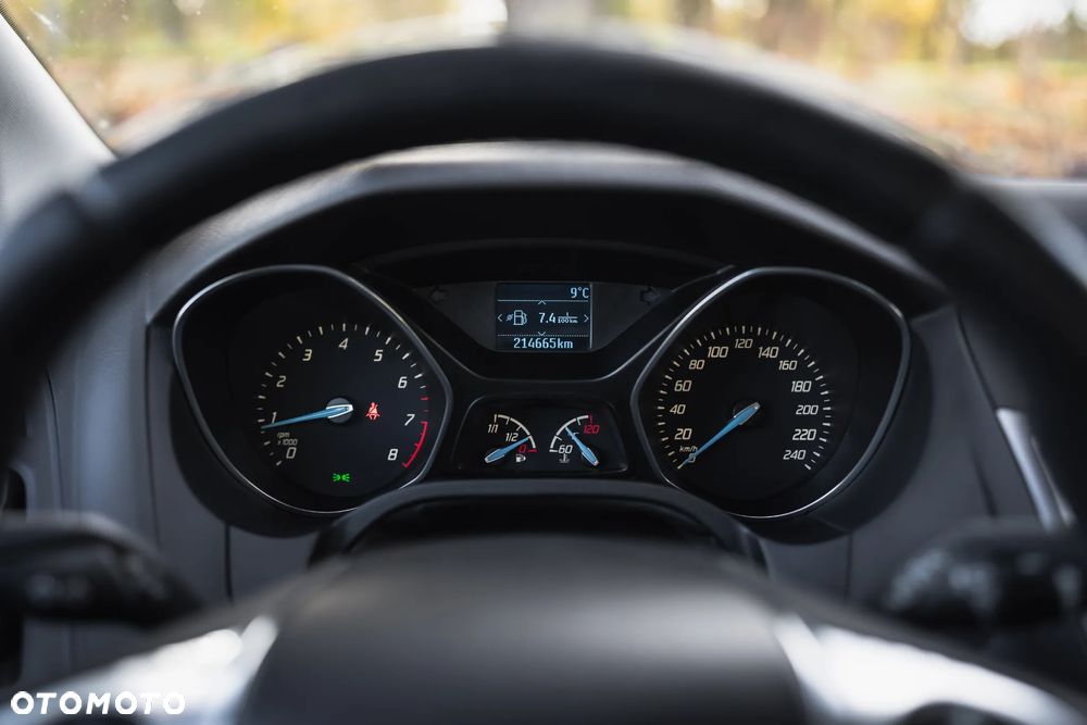 Ford Focus 1.6 Trend - 22