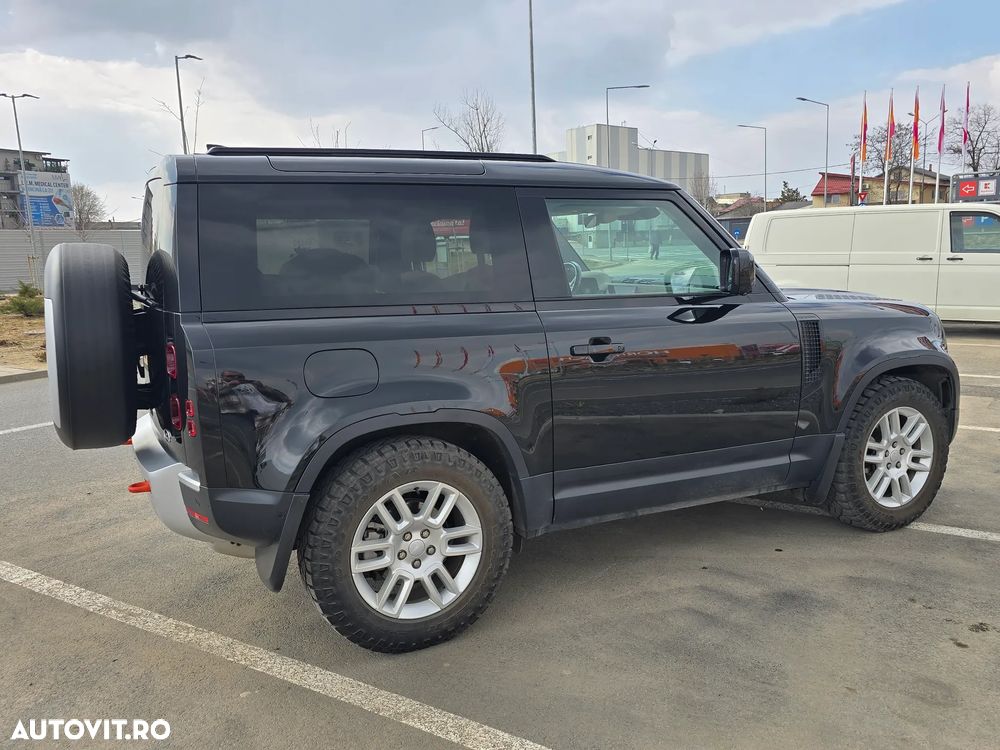 Land Rover Defender 90 3.0 D200 MHEV SE - 3