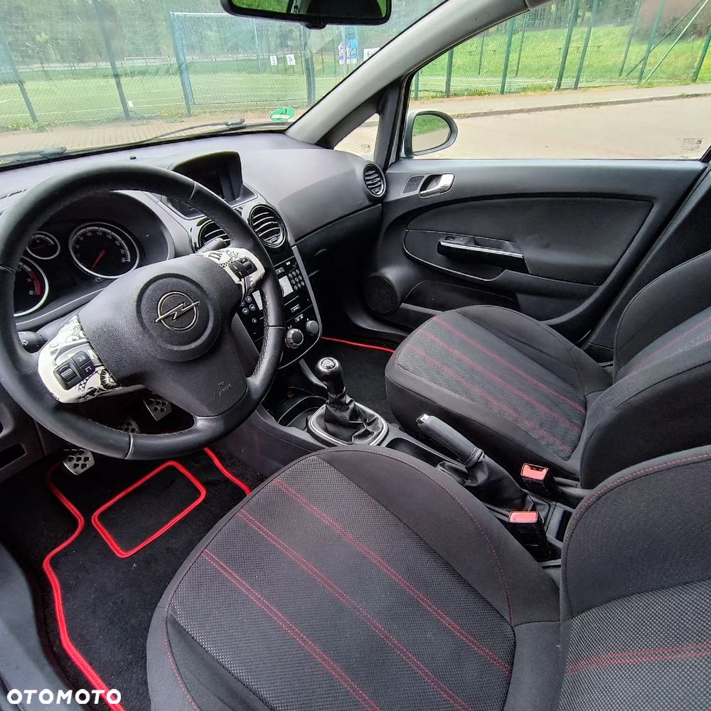 Opel Corsa 1.4 16V Sport - 5