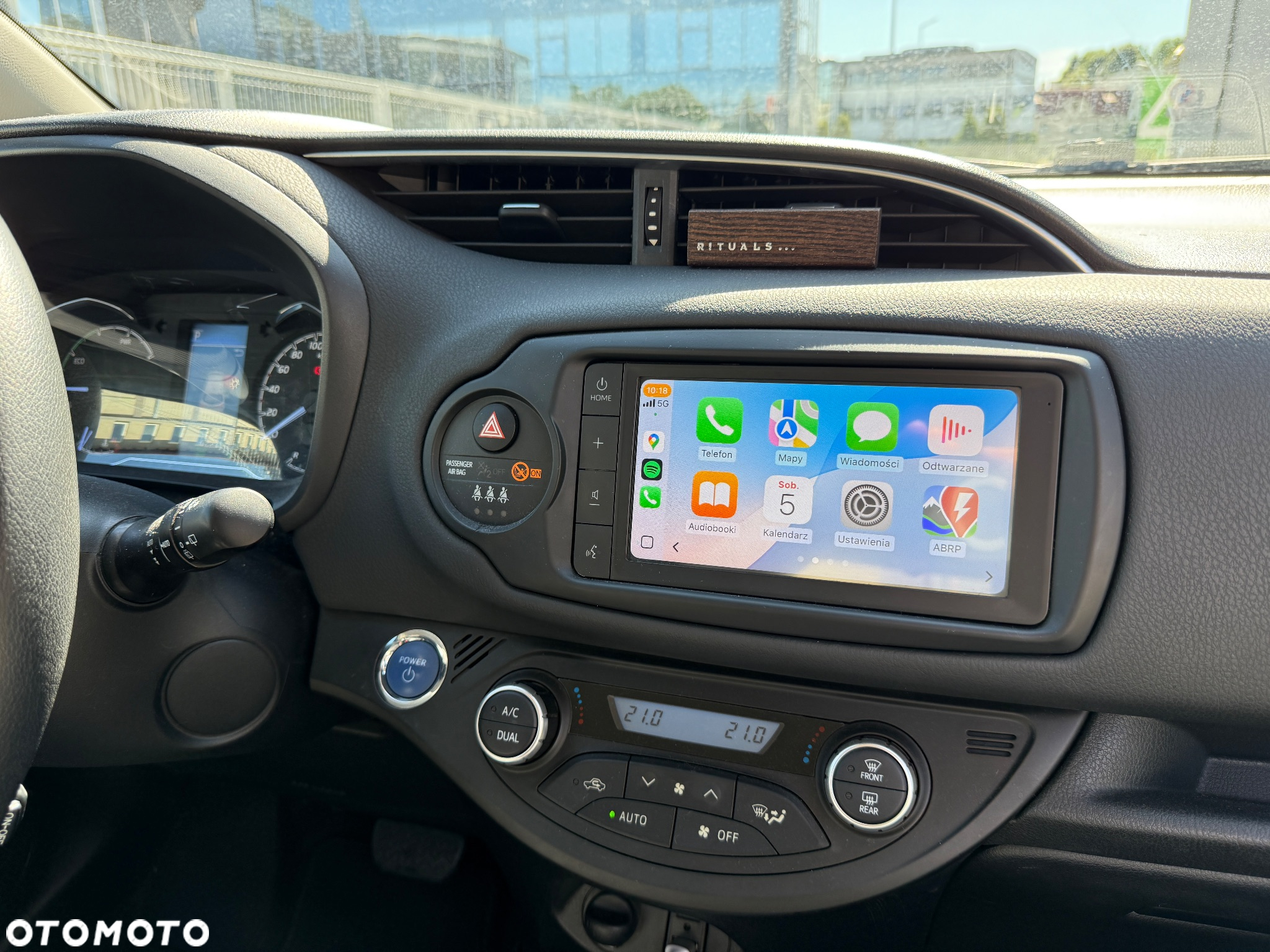 Toyota Yaris - 11