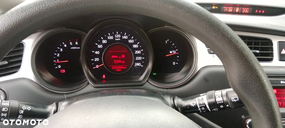 Kia Ceed 1.4 CRDi M - 10