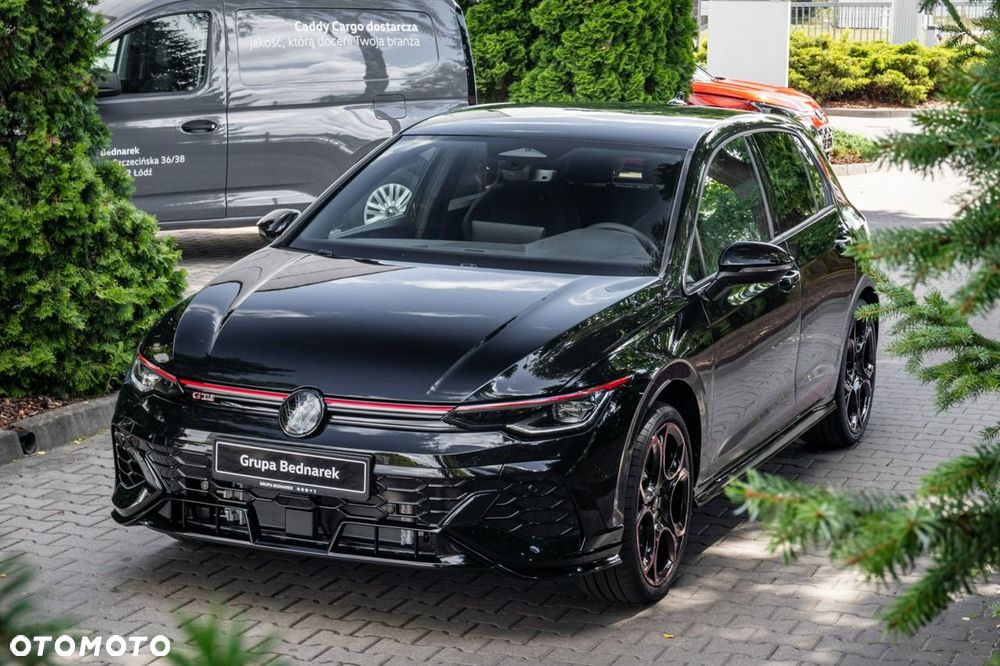 Volkswagen Golf - 23