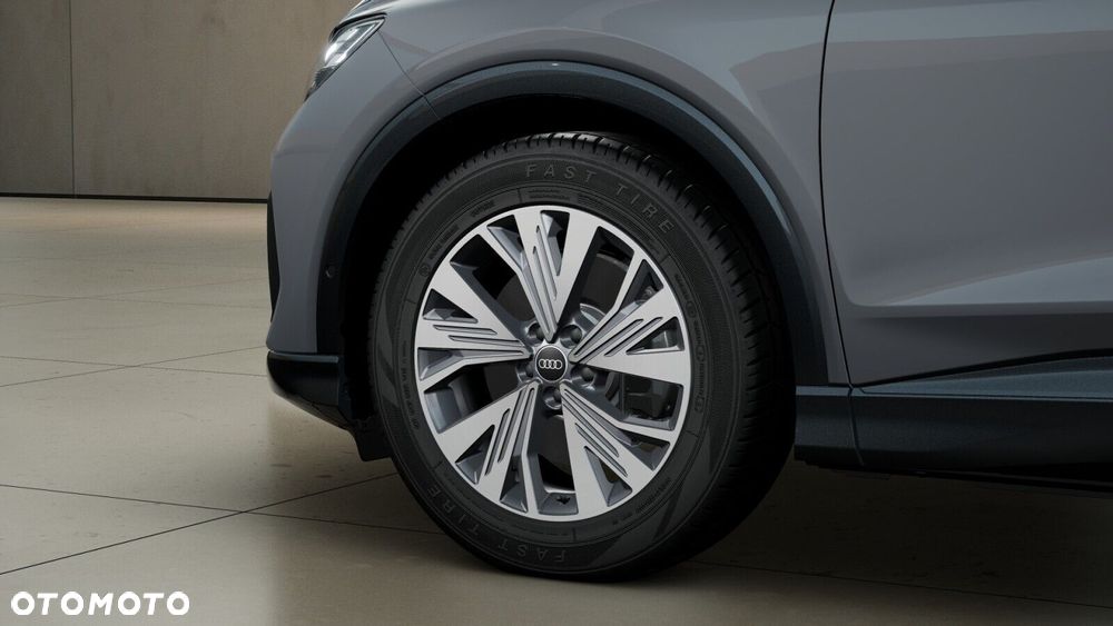 Audi Q4 e-tron - 5