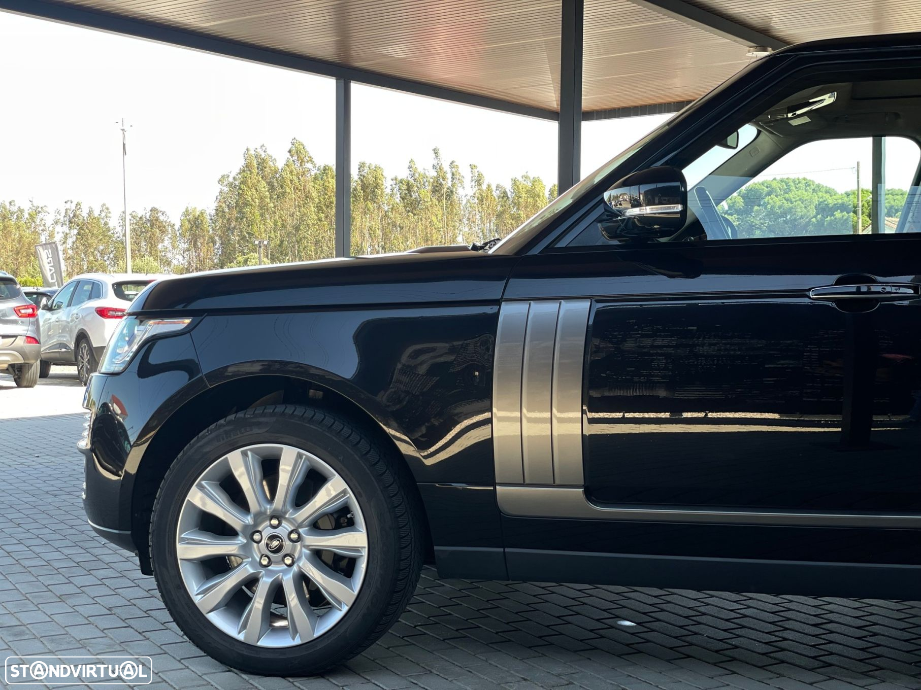 Land Rover Range Rover 3.0 TDV6 Autobiography - 3