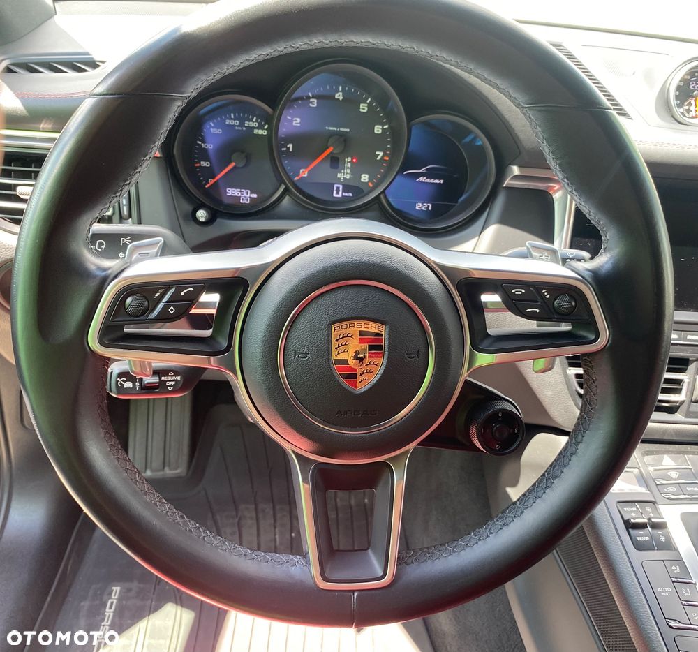 Porsche Macan Standard - 19