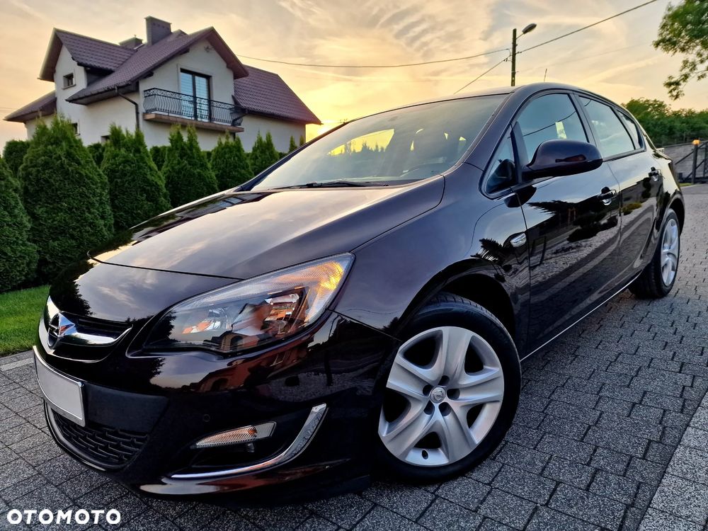 Opel Astra 1.4 T Enjoy S&S - 28