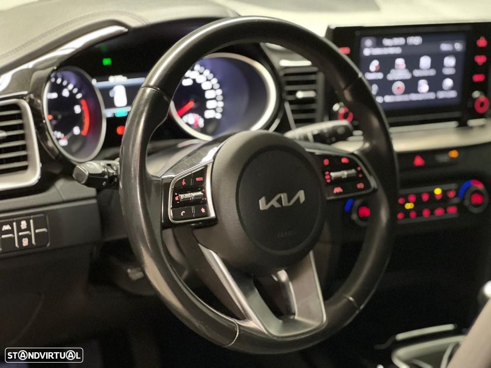 Kia Ceed SW 1.6 CRDi Nav Line - 8