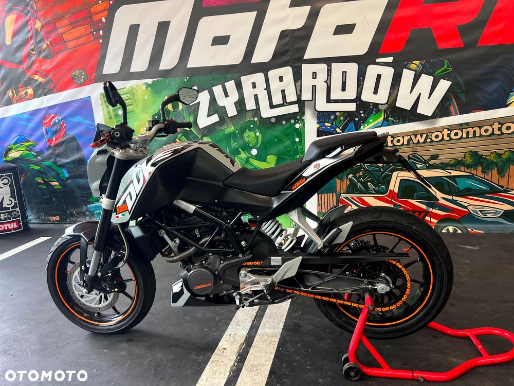 KTM Duke - 17