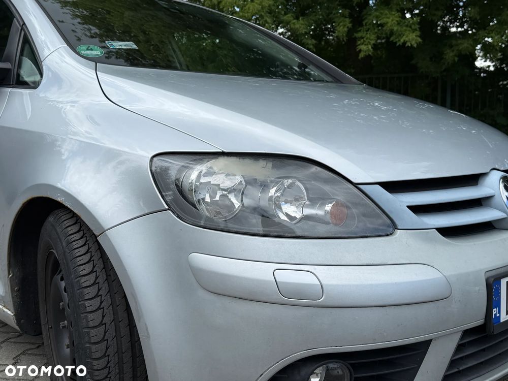 Volkswagen Golf 1.9 TDI DPF Comfortline DSG - 11