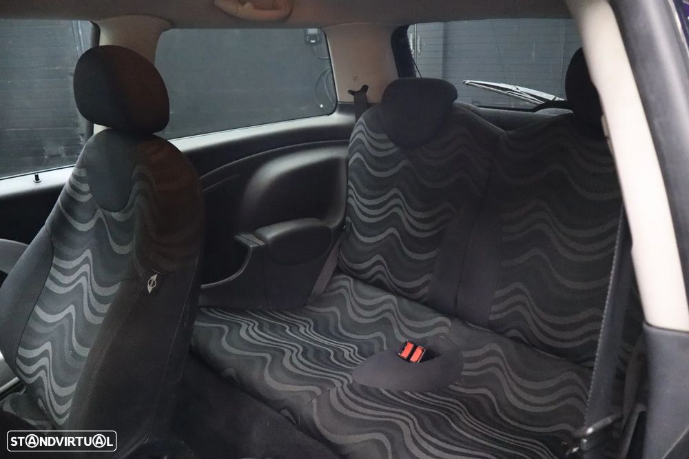 MINI 3 Portas One D Seven - 11