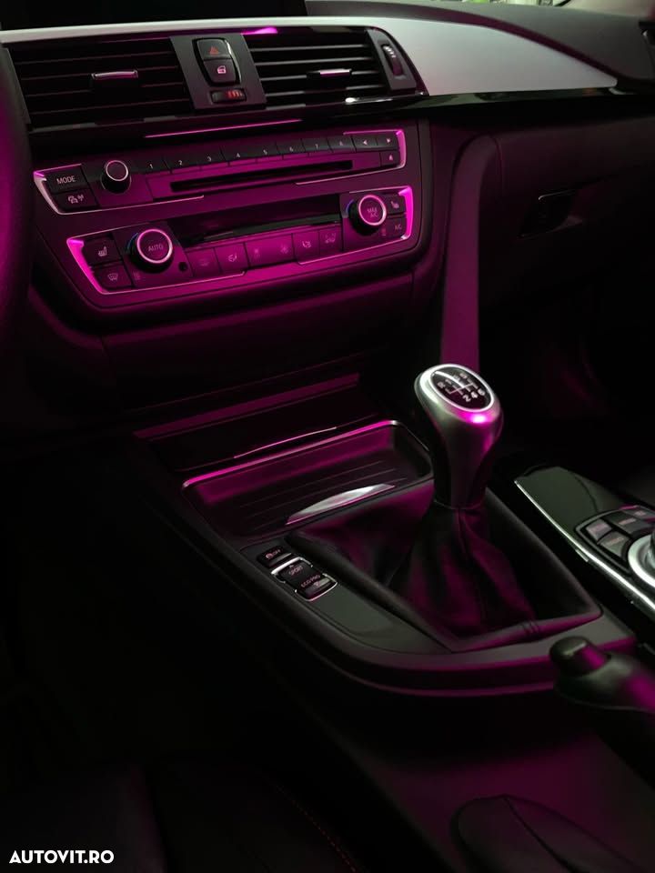 BMW Seria 3 320i Efficient Dynamics Edition Sport Line - 5