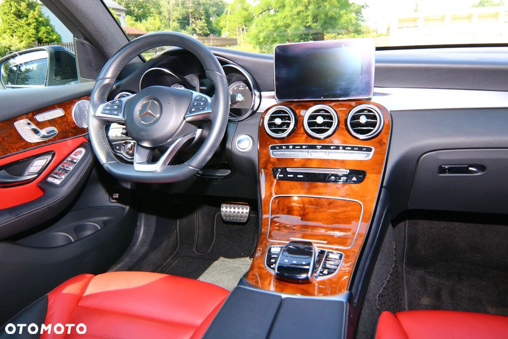 Mercedes-Benz GLC - 14