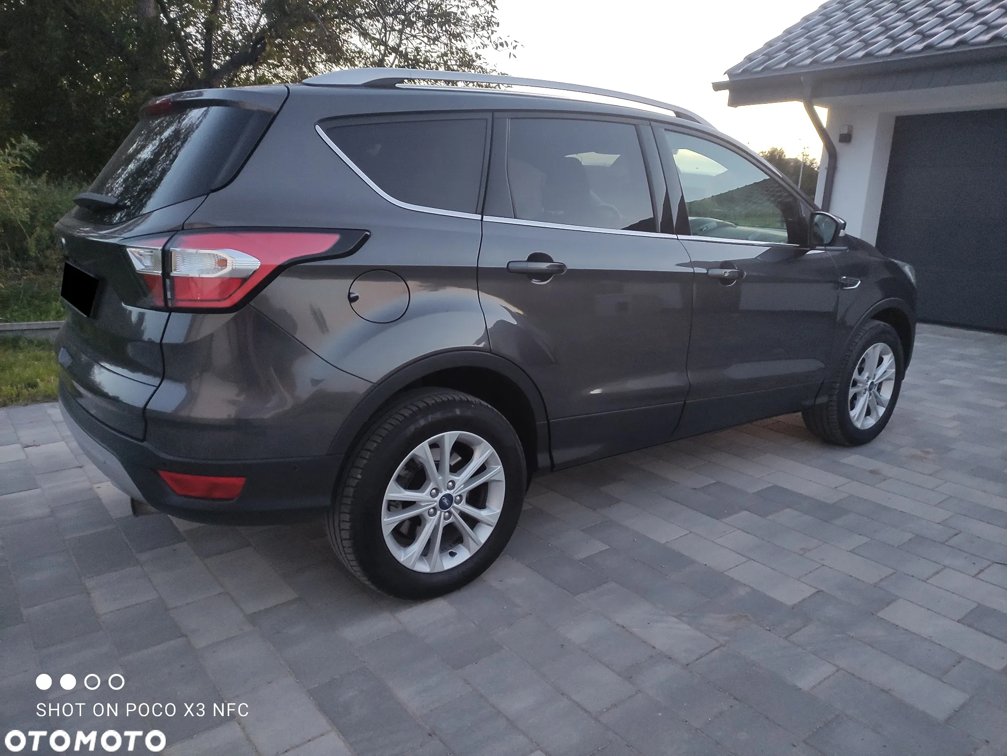 Ford Kuga 1.5 EcoBoost FWD Titanium ASS MMT6 - 4