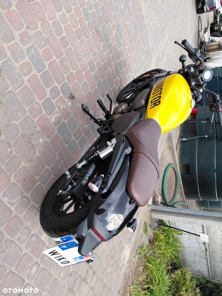 QJMOTOR SRV 125 - 3