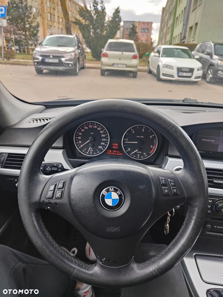BMW Seria 3 - 12