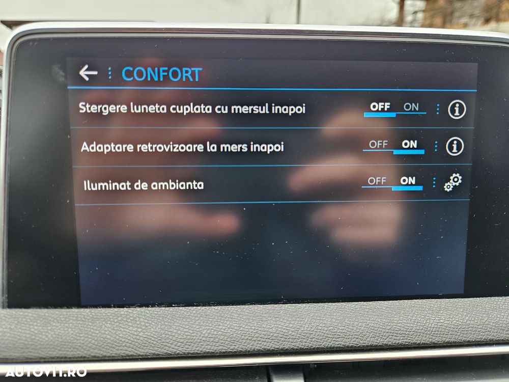 Peugeot 3008 1.2 PureTech Turbo S&S GT-Line - 24