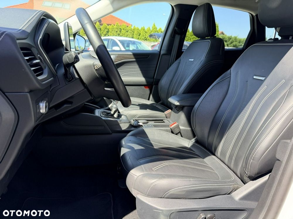 Ford Kuga 2.0 TDCi 4x2 Vignale - 33