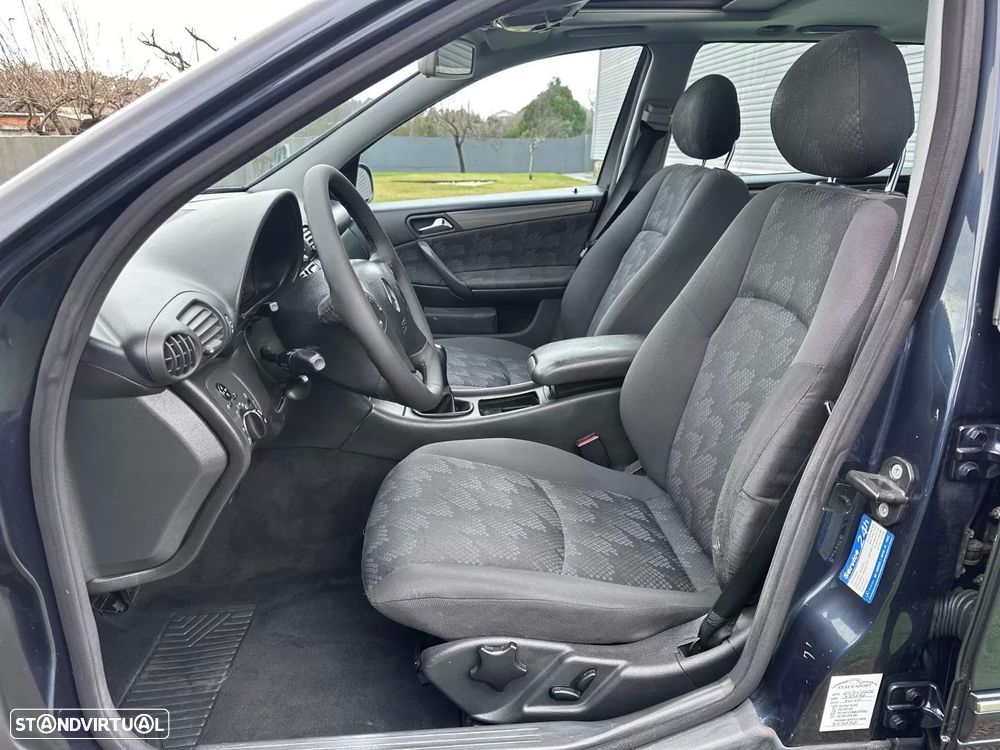 Mercedes-Benz C 220 CDi Avantgarde - 26