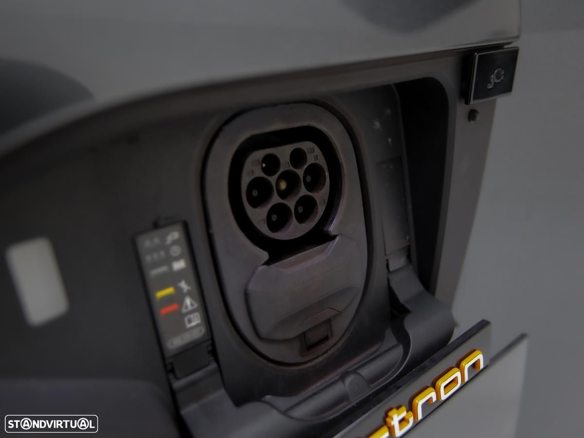 Audi e-tron 50 quattro - 28