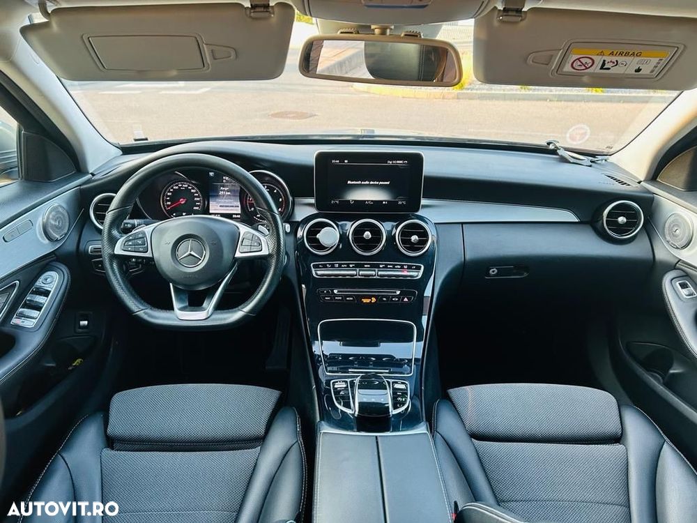 Mercedes-Benz C - 7