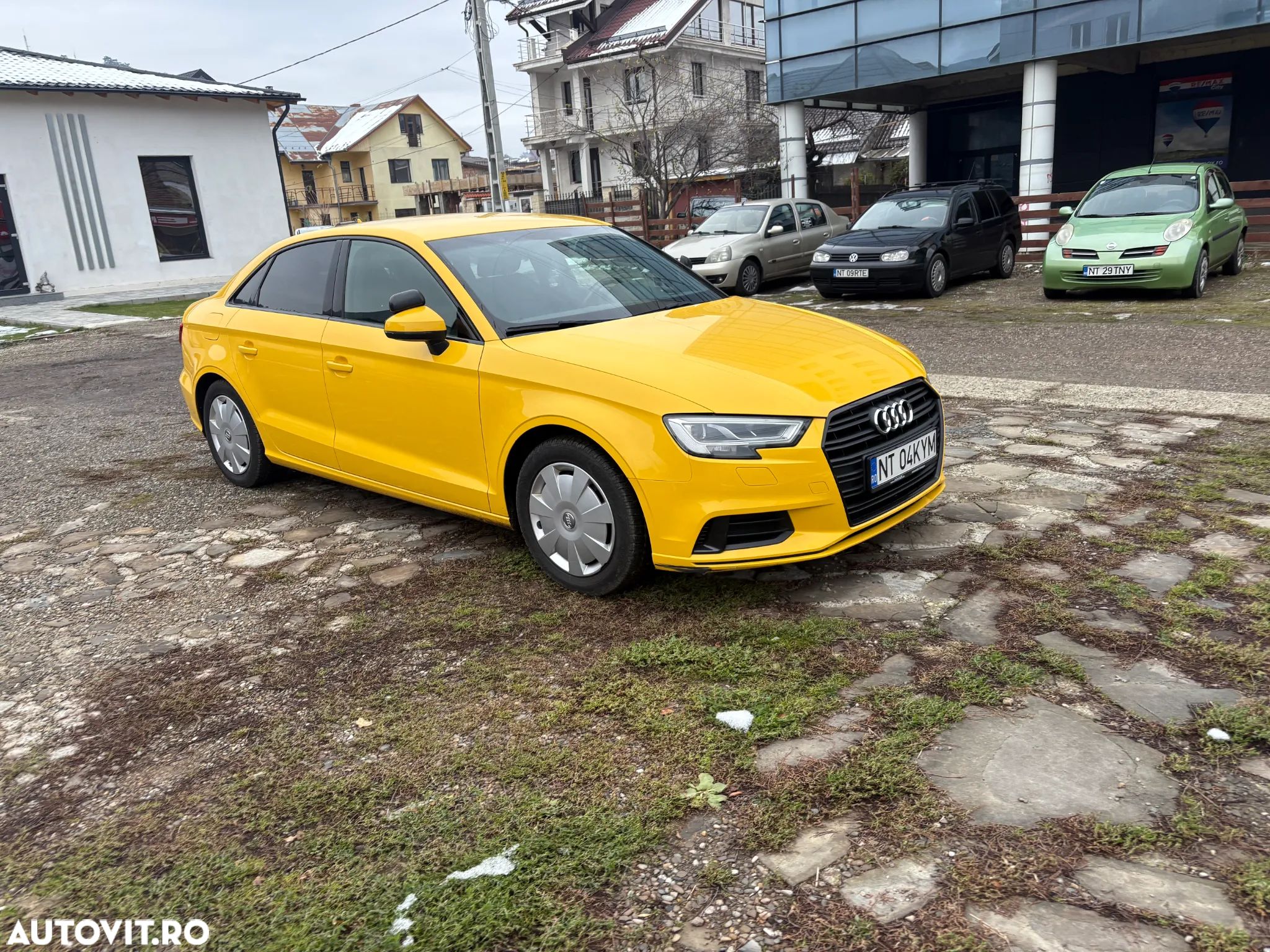 Audi A3 1.6 TDI S tronic Sport - 1