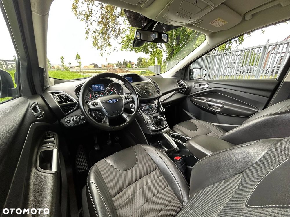 Ford Kuga - 9