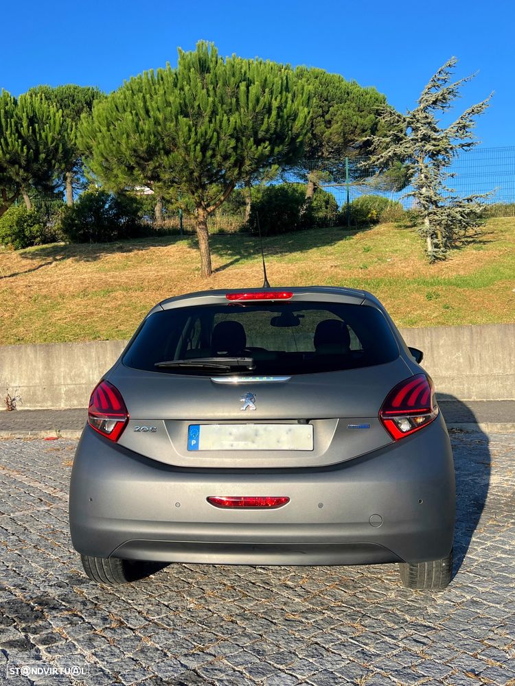 Peugeot 208 1.6 BlueHDi Style - 6