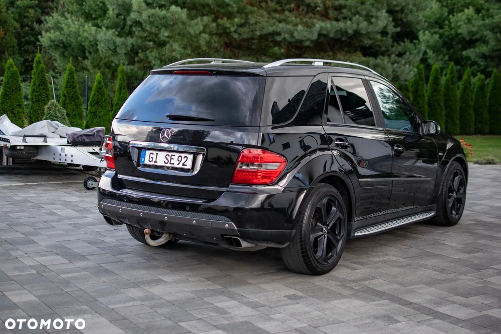 Mercedes-Benz ML - 19