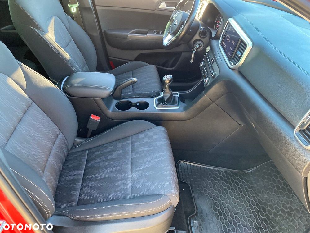 Kia Sportage - 16