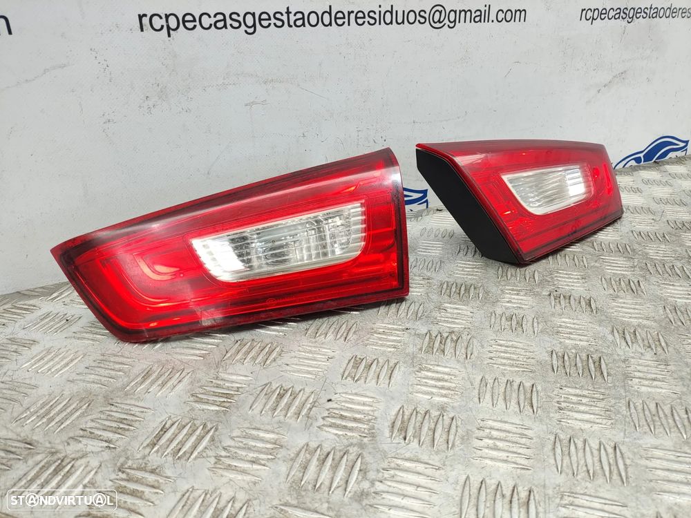 Farolins de mala direito esquerdo originais Mitsubishi ASX Mk1 Fase 1 de 2010 a 2012 - 4