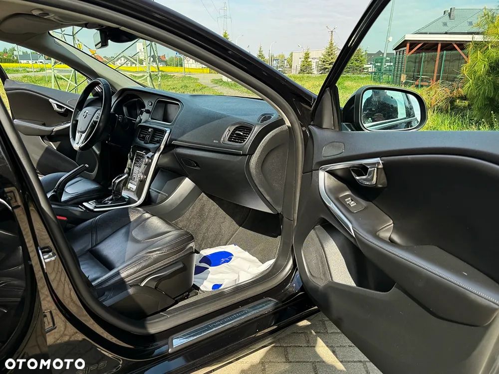 Volvo V40 D2 Geartronic Inscription - 24
