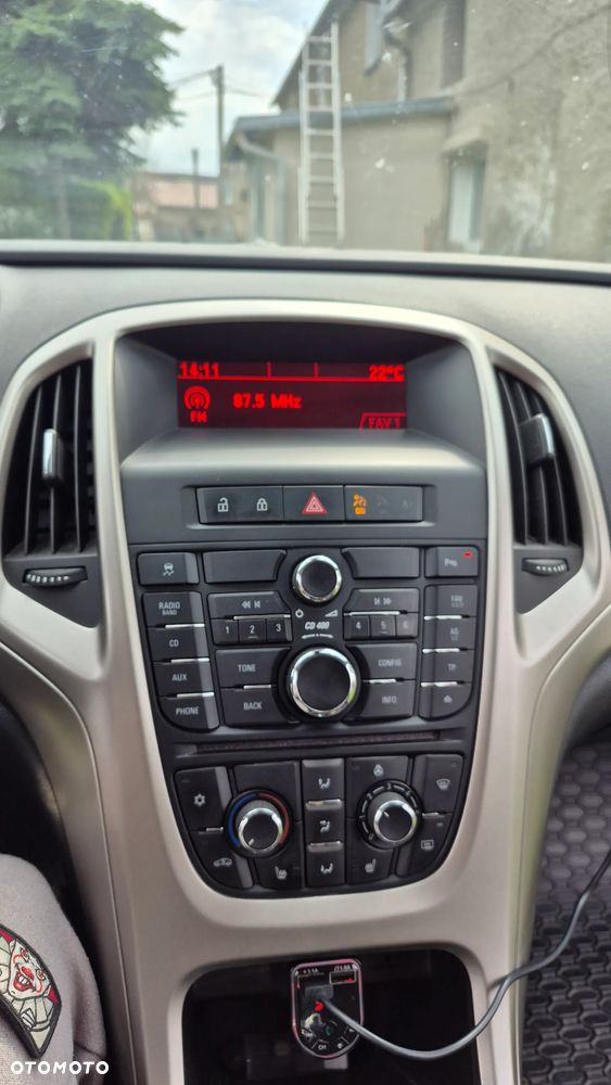 Opel Astra 1.6 Edition Sport - 11