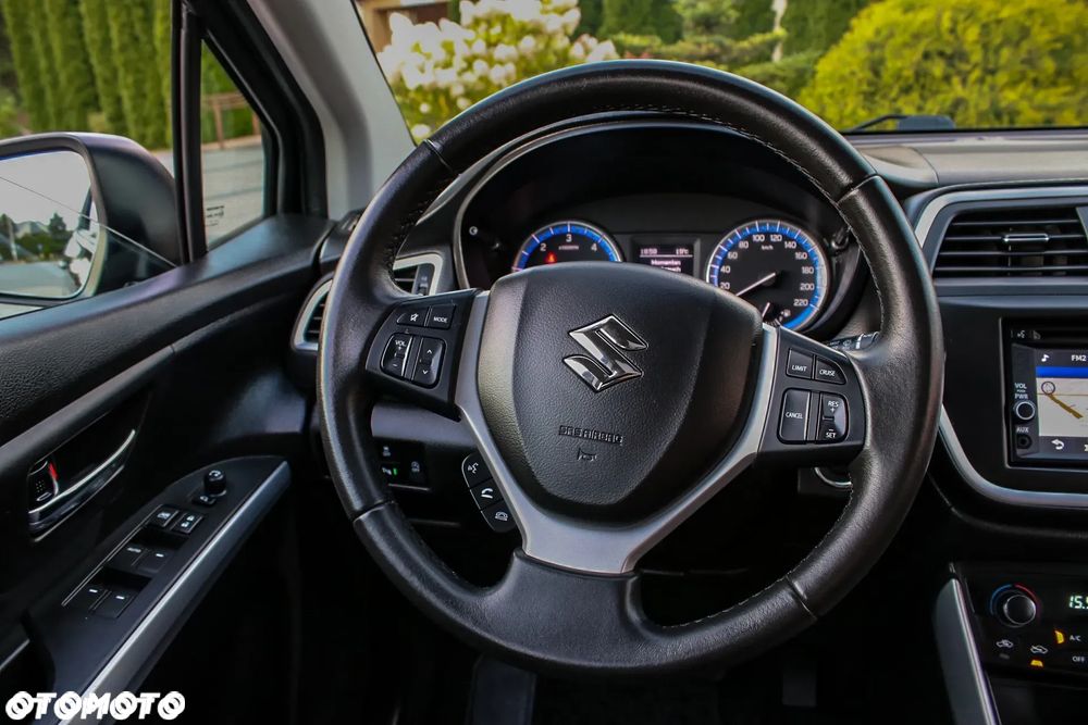 Suzuki SX4 S-Cross 1.6 DDiS Premium - 27