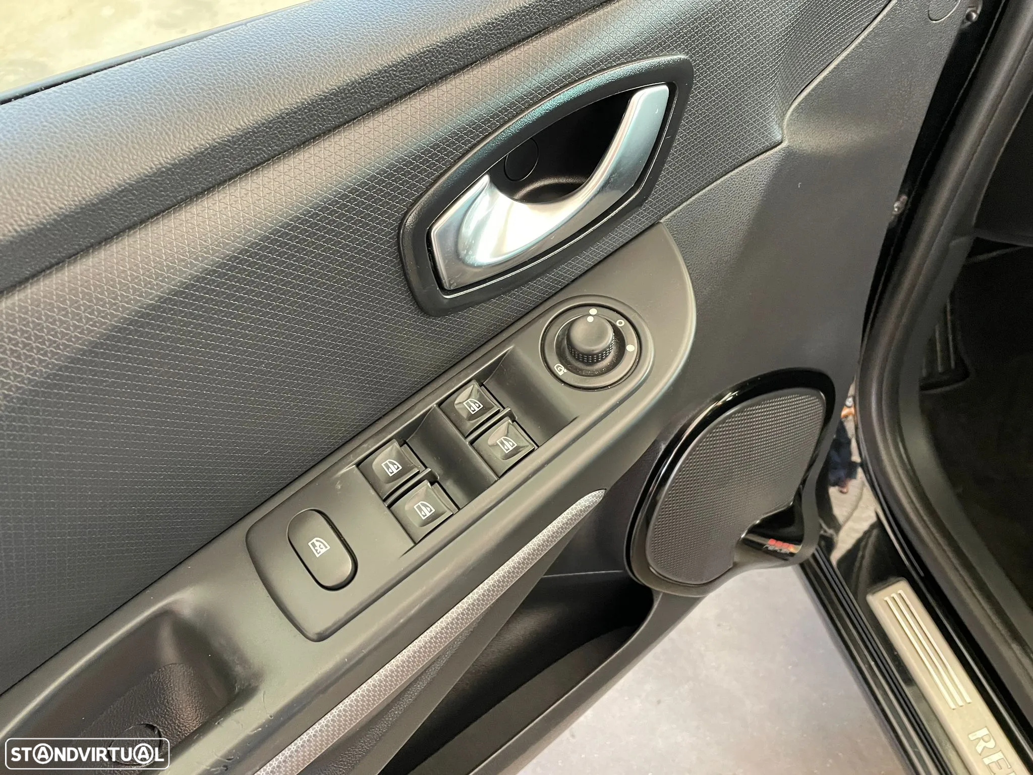 Renault Clio 1.2 TCE GT EDC - 20