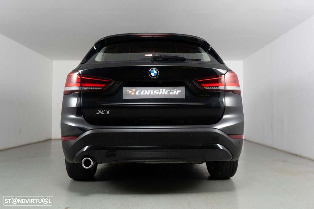 BMW X1 25 e xDrive Line Sport - 4